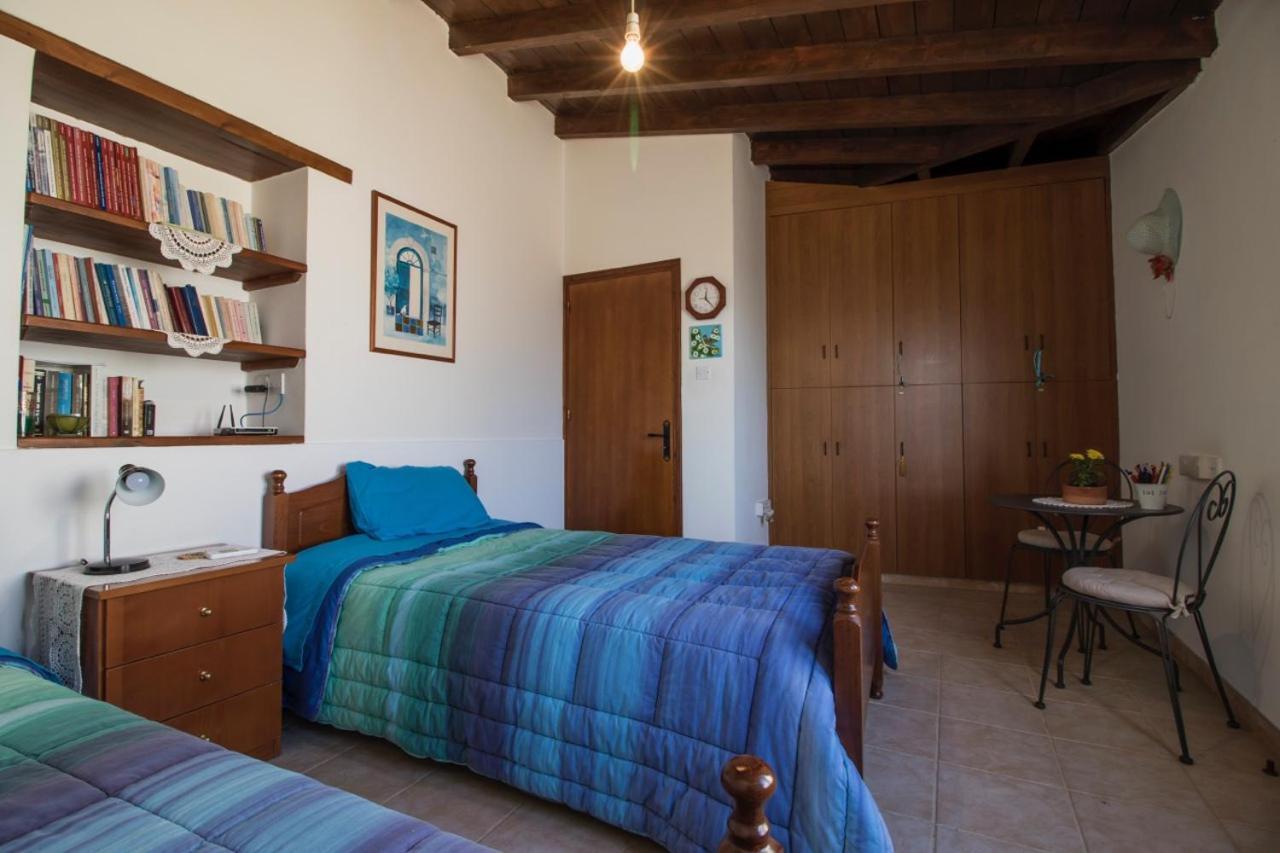Samareitidos Light Cottage Anaphotia Ngoại thất bức ảnh