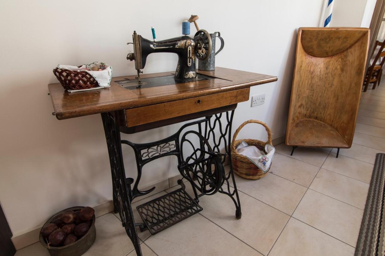 Samareitidos Light Cottage Anaphotia Ngoại thất bức ảnh